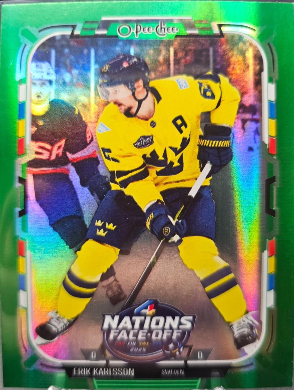 Erik Karlsson [Rainbow Foil Green] #520