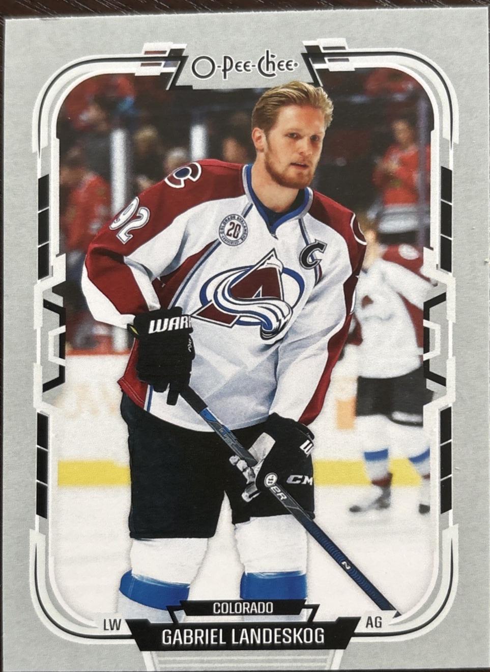 Gabriel Landeskog [Helmet Off Photo Variation] #477
