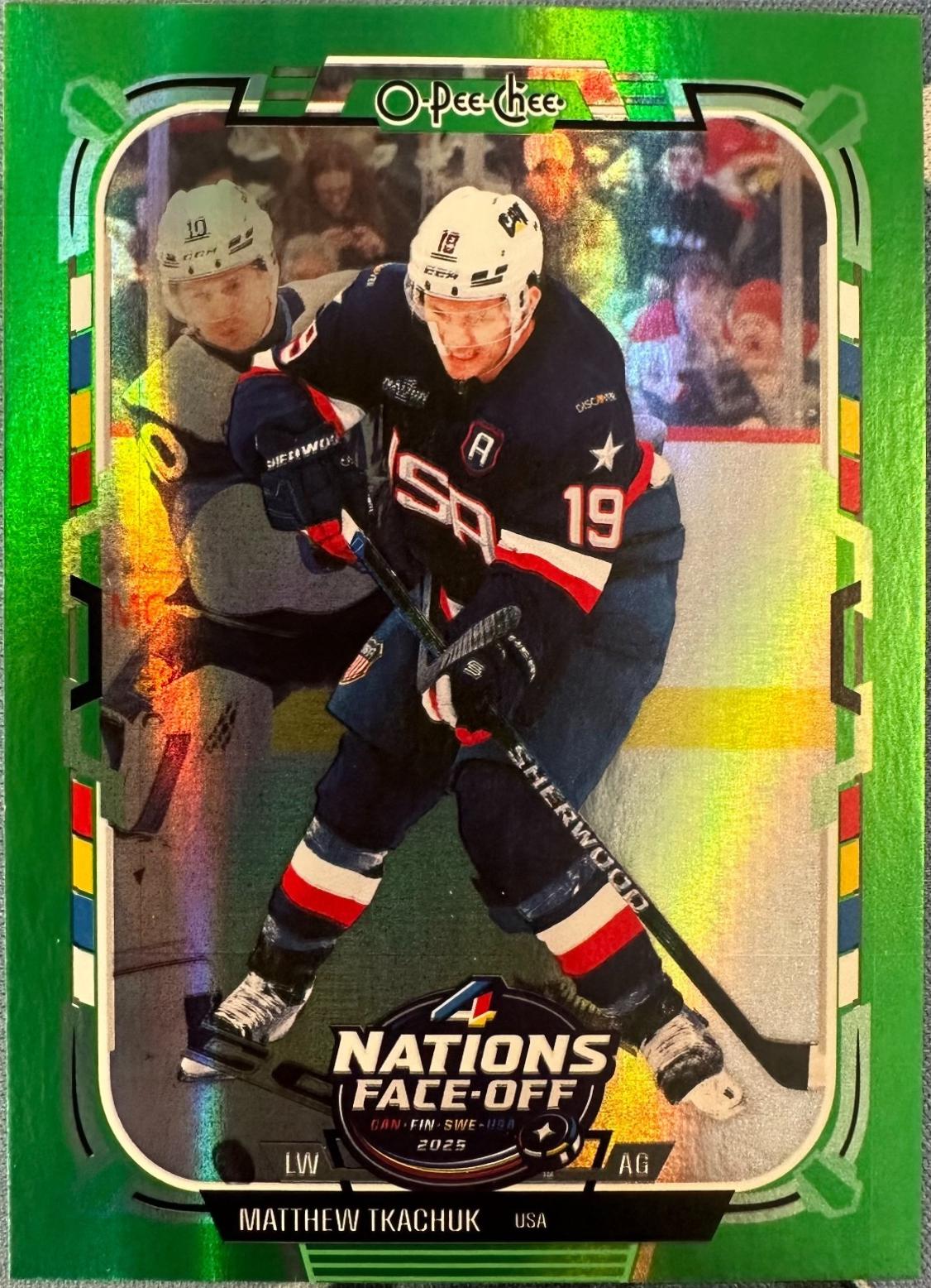 Matthew Tkachuk [Rainbow Foil Green] #513