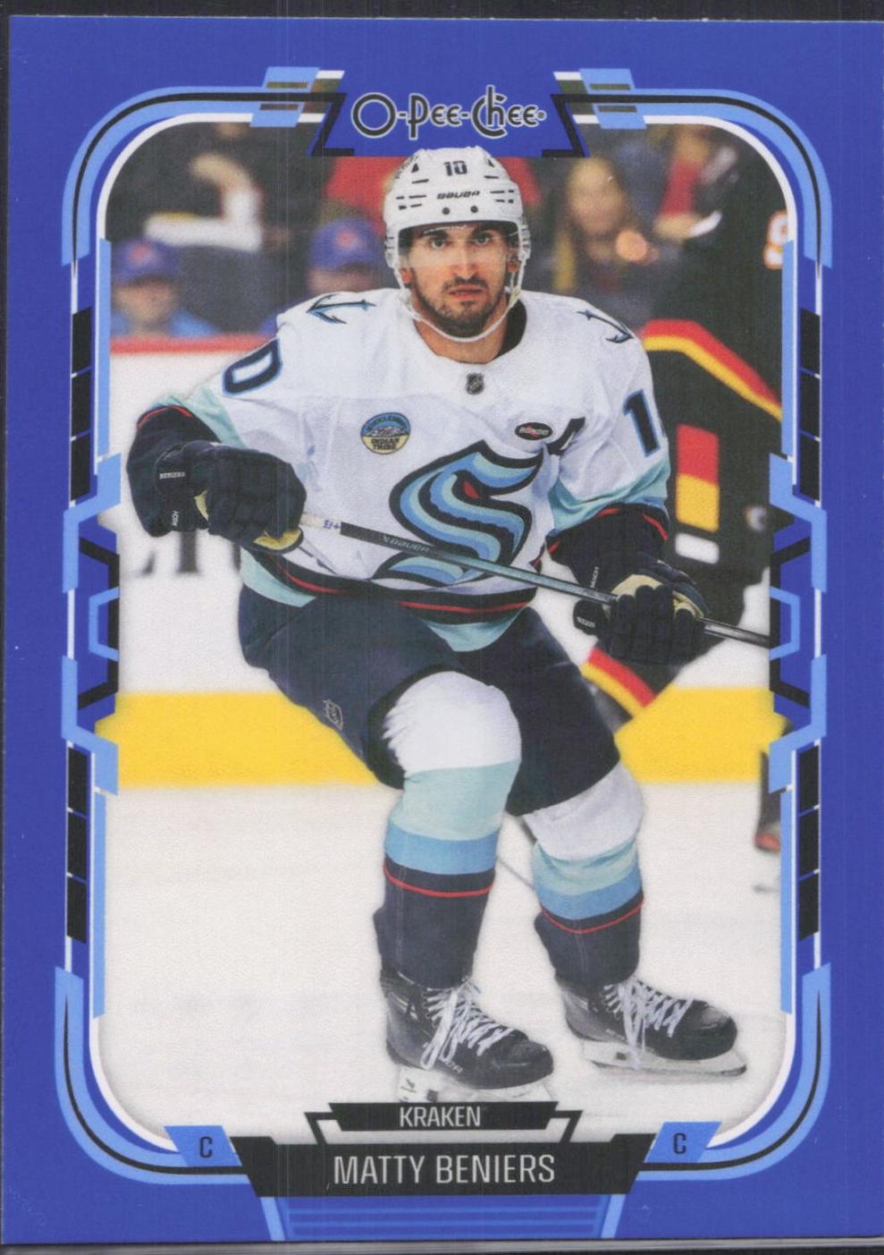 Matty Beniers [Blue Border] #449