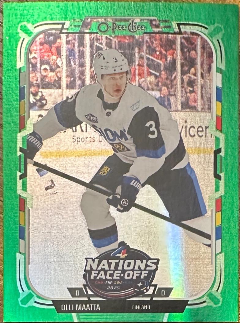 Olli Maatta [Rainbow Foil Green] #522