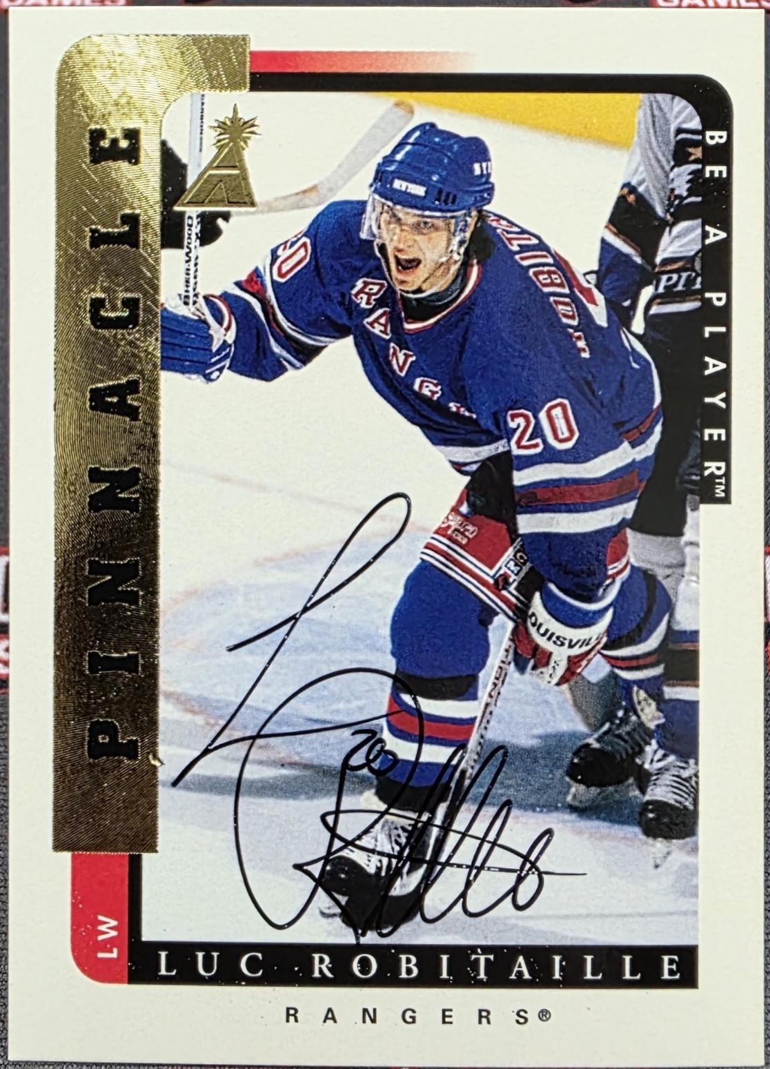 Luc Robitaille [Autograph] #12