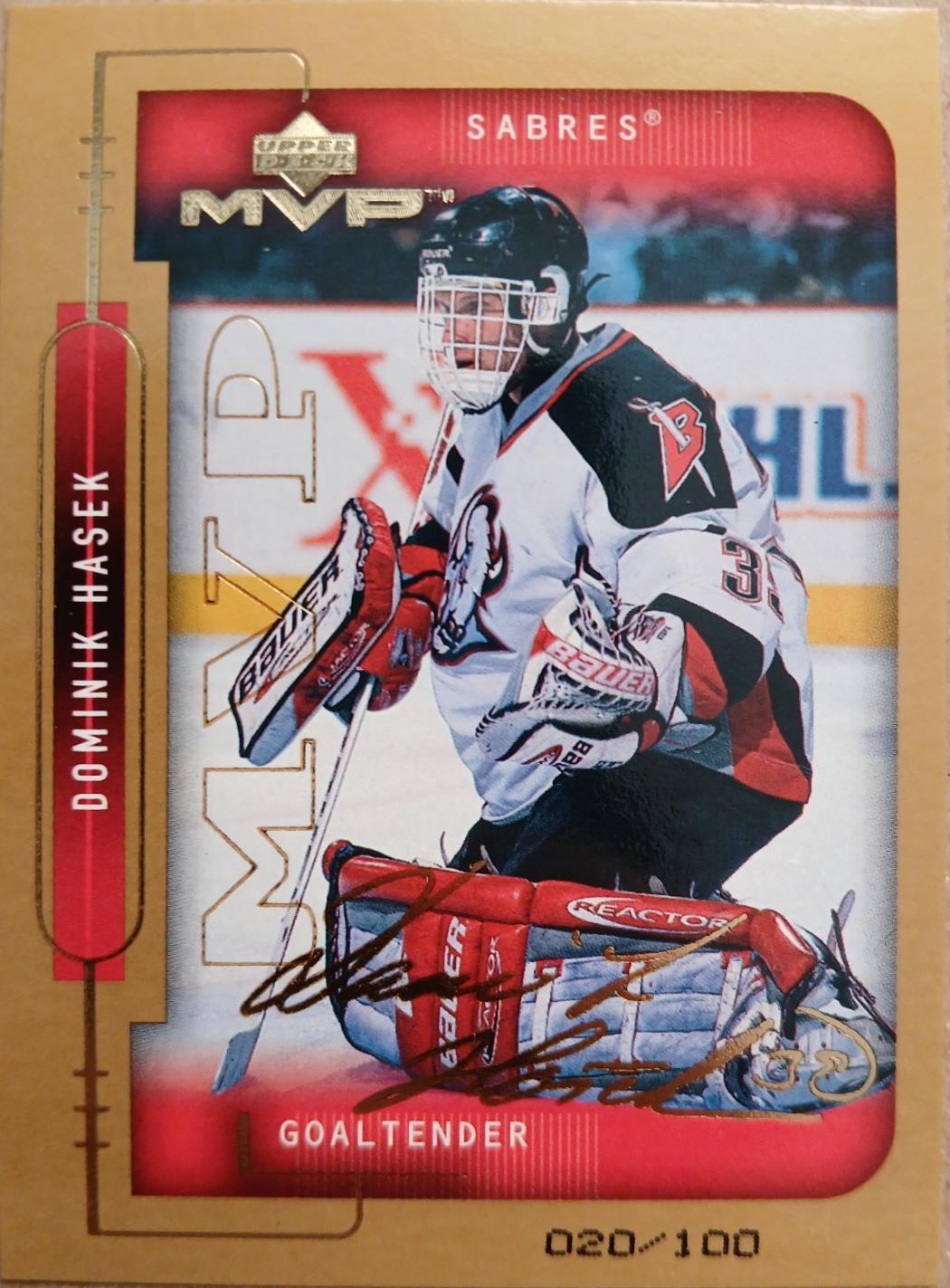 Dominik Hasek [Gold Script] #21