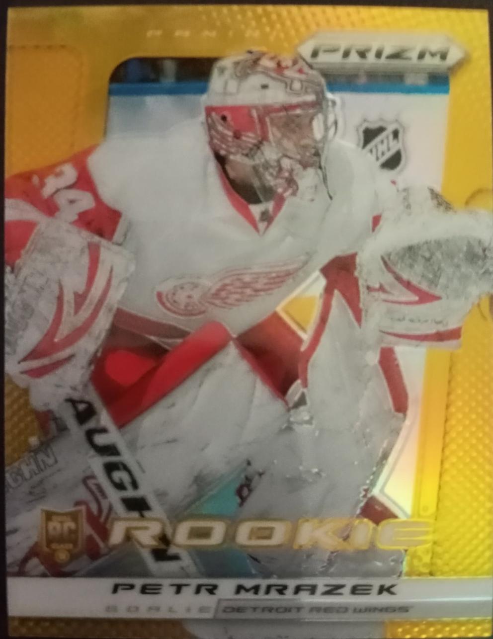 Petr Mrazek [Gold Prizm] #237