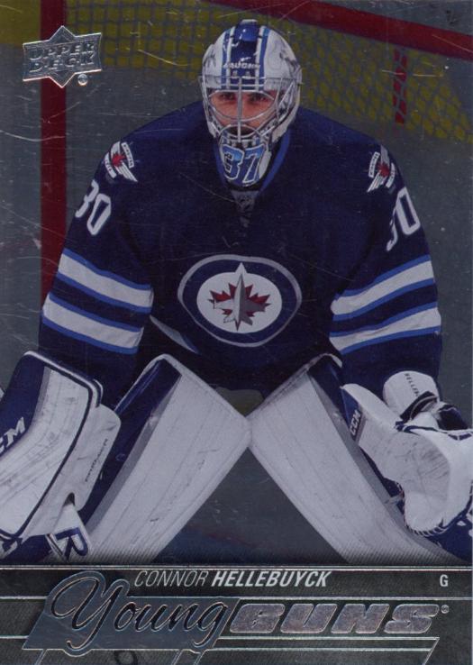 Connor Hellebuyck [Foil] #214