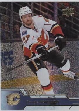 Dougie Hamilton [Gold Rainbow] #27