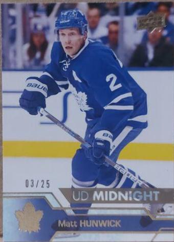 Matt Hunwick [Midnight] #425
