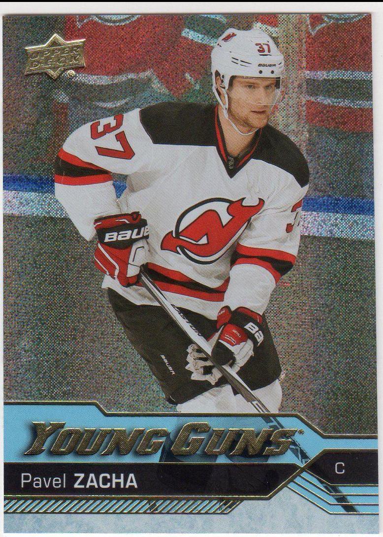 Pavel Zacha [Gold Rainbow] #248
