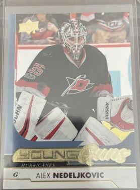Alex Nedeljkovic [Gold Rainbow Foil] #461