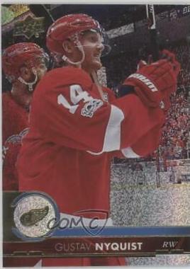 Gustav Nyquist [Gold Rainbow Foil] #66