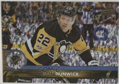 Matt Hunwick [Gold Rainbow Foil] #392