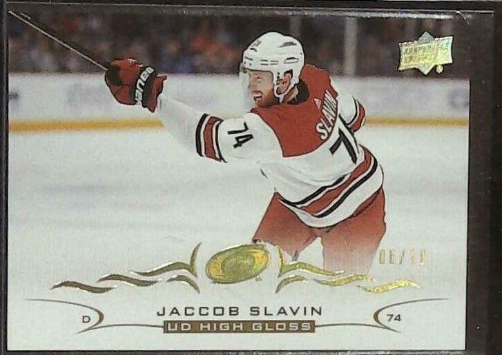 Jaccob Slavin [High Gloss] #32