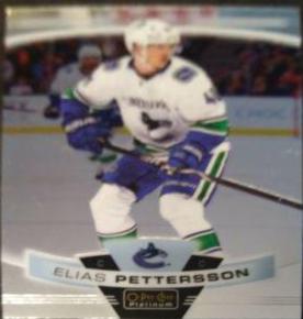 Elias Pettersson #129