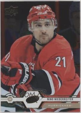 Nino Niederreiter [Silver Foil] #56
