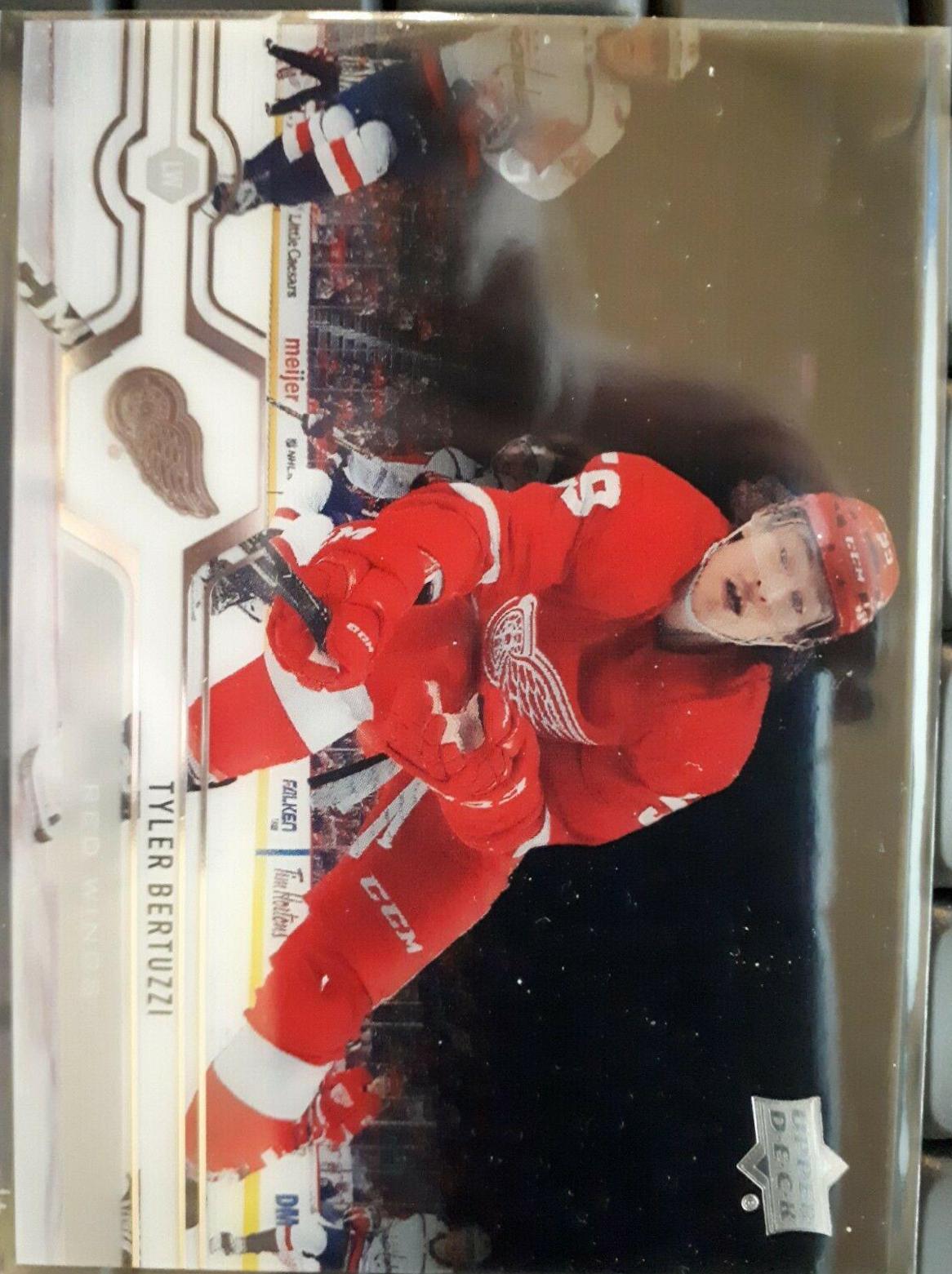 Tyler Bertuzzi [Clear Cut] #30