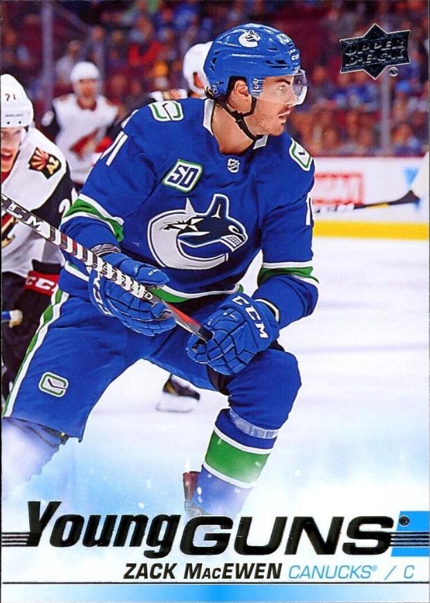 Zack MacEwen #244