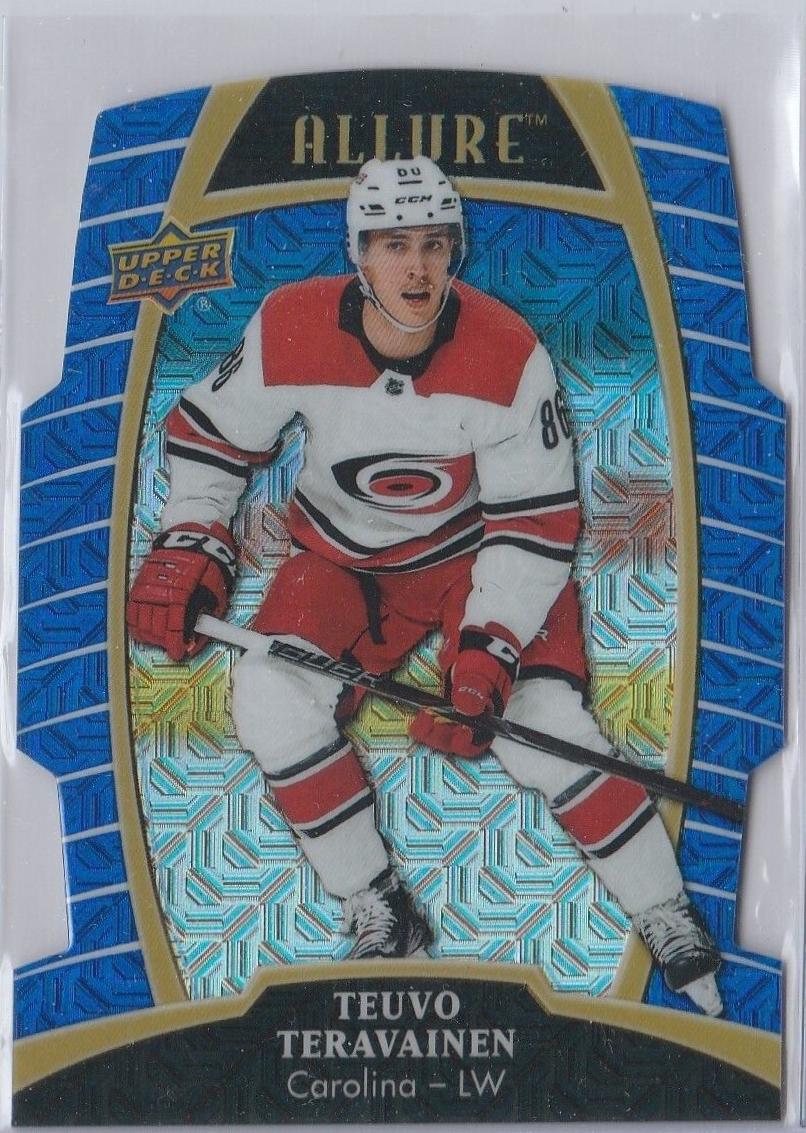 Teuvo Teravainen [Blue Line] #22