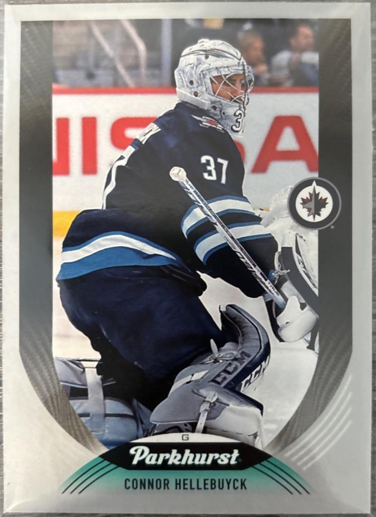 Connor Hellebuyck [Silver] #113