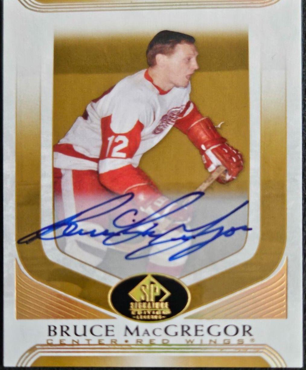 Bruce MacGregor [Black Autograph] #216