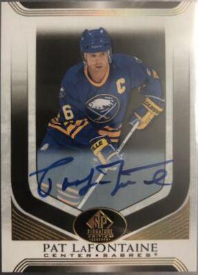 Pat LaFontaine [Black Autograph] #327