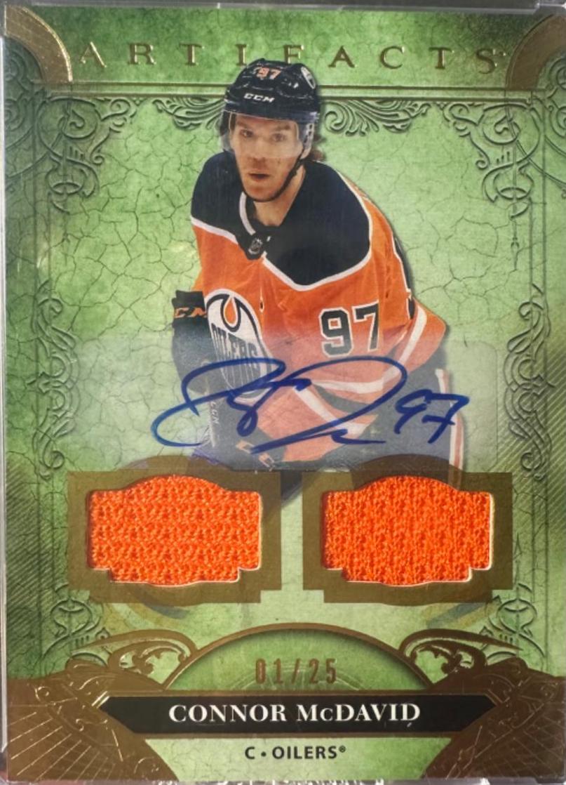 Connor McDavid [Autograph Material Gold] #122