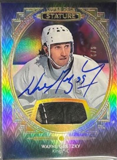 Wayne Gretzky [Portrait Patch Autograph] #76