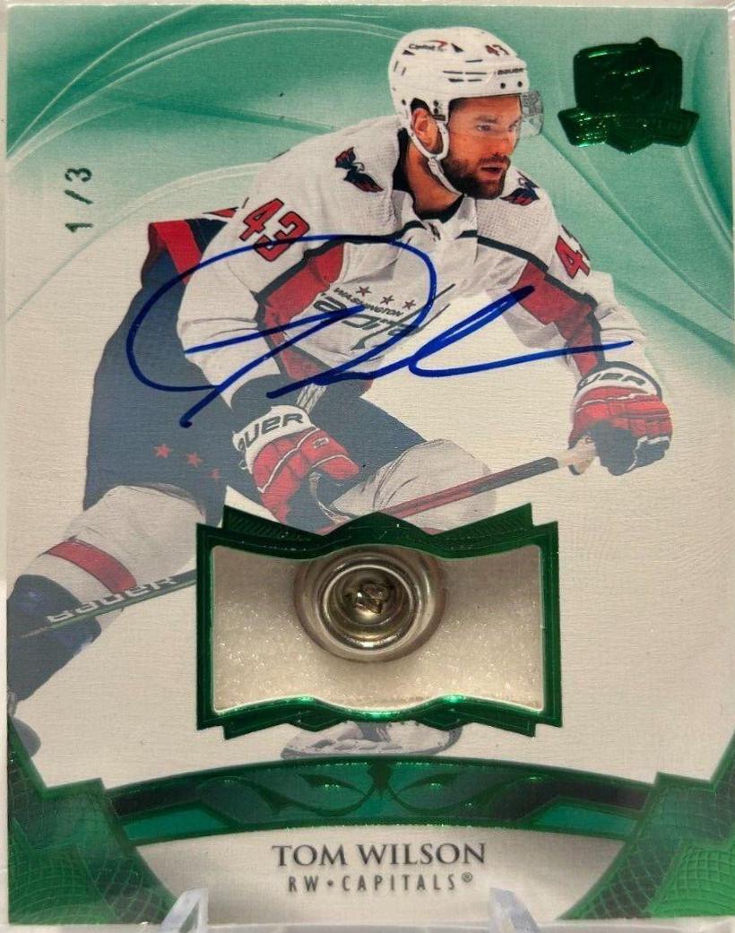 Tom Wilson [Green Autograph Button] #37