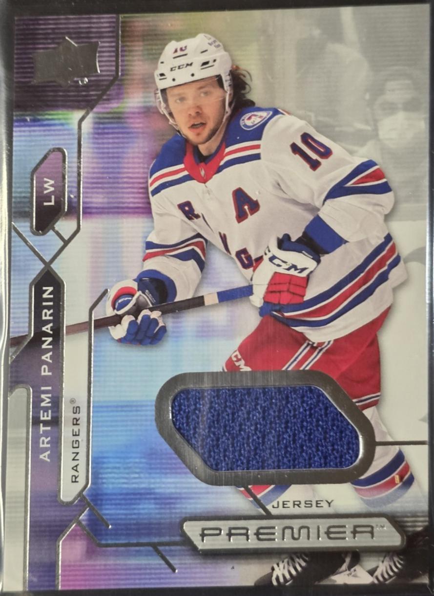 Artemi Panarin [Premium Memorabilia Patch Jersey] #69