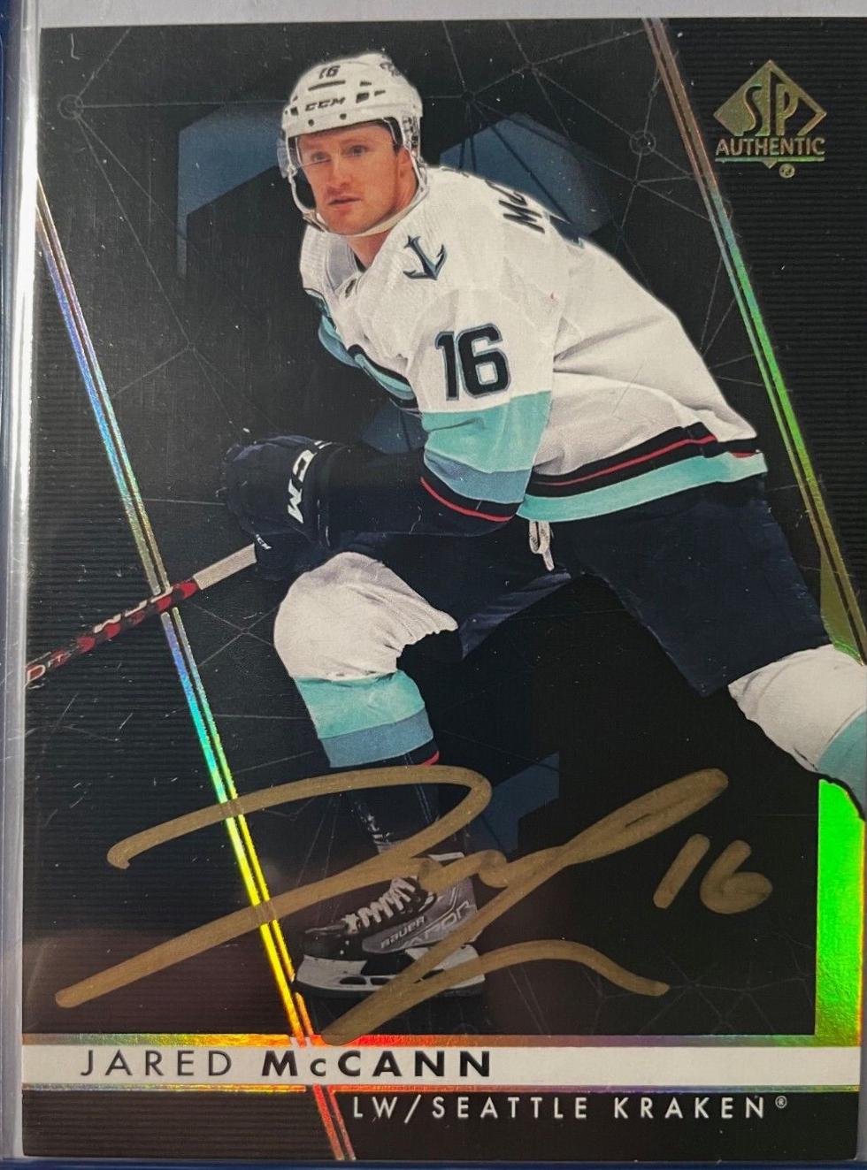 Jared McCann [Limited Autograph Black] #51