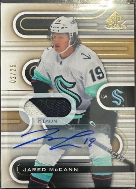 Jared McCann [Gold Autograph Premium Memorabilia] #75