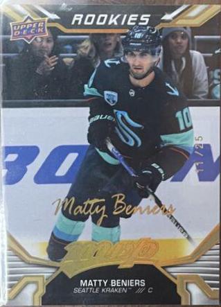 Matty Beniers [Super Script] #244