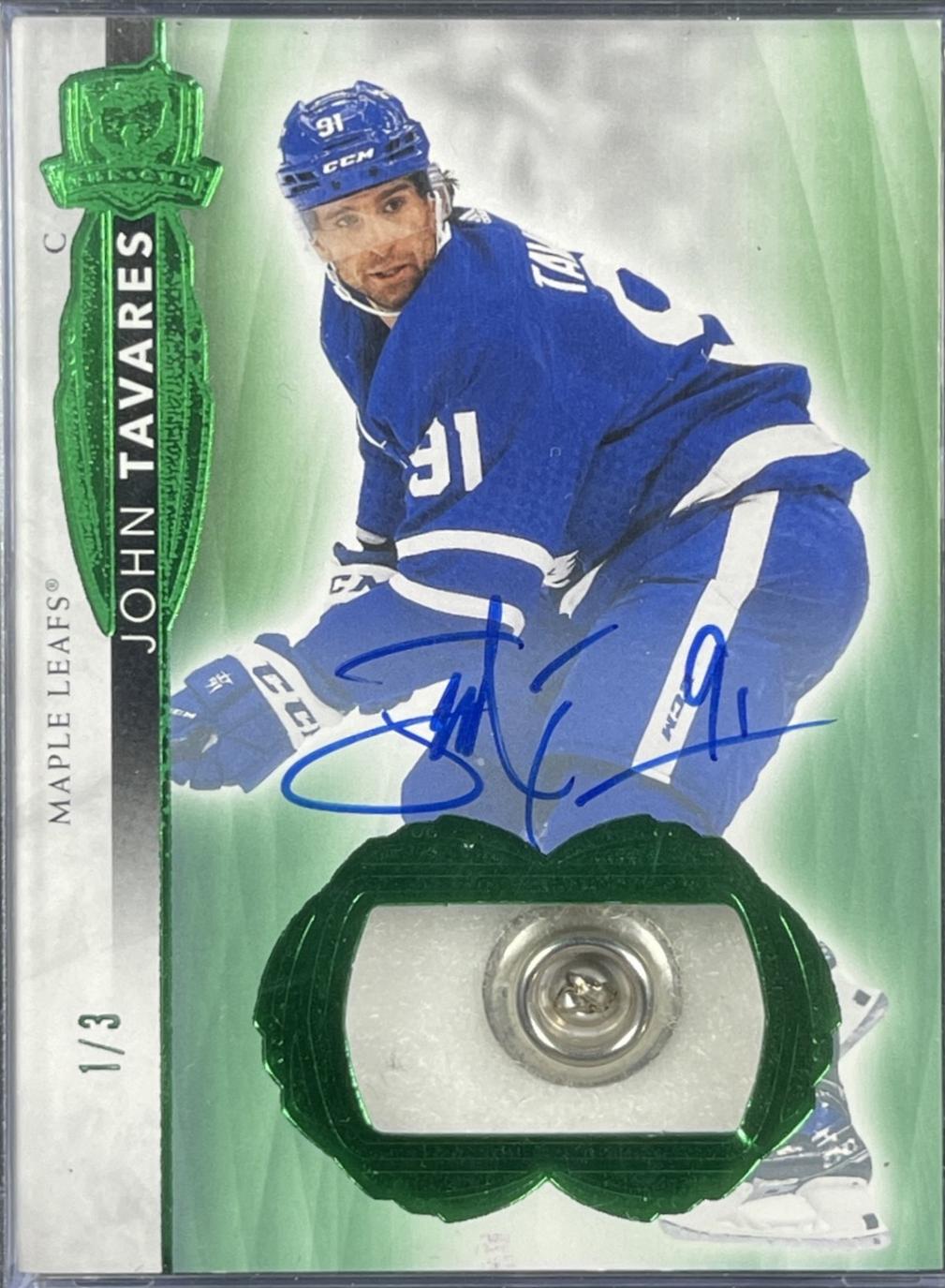 Tim Stutzle [Green Foil Button Autograph] #28