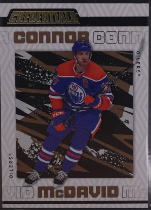 Connor McDavid [Gold] #32