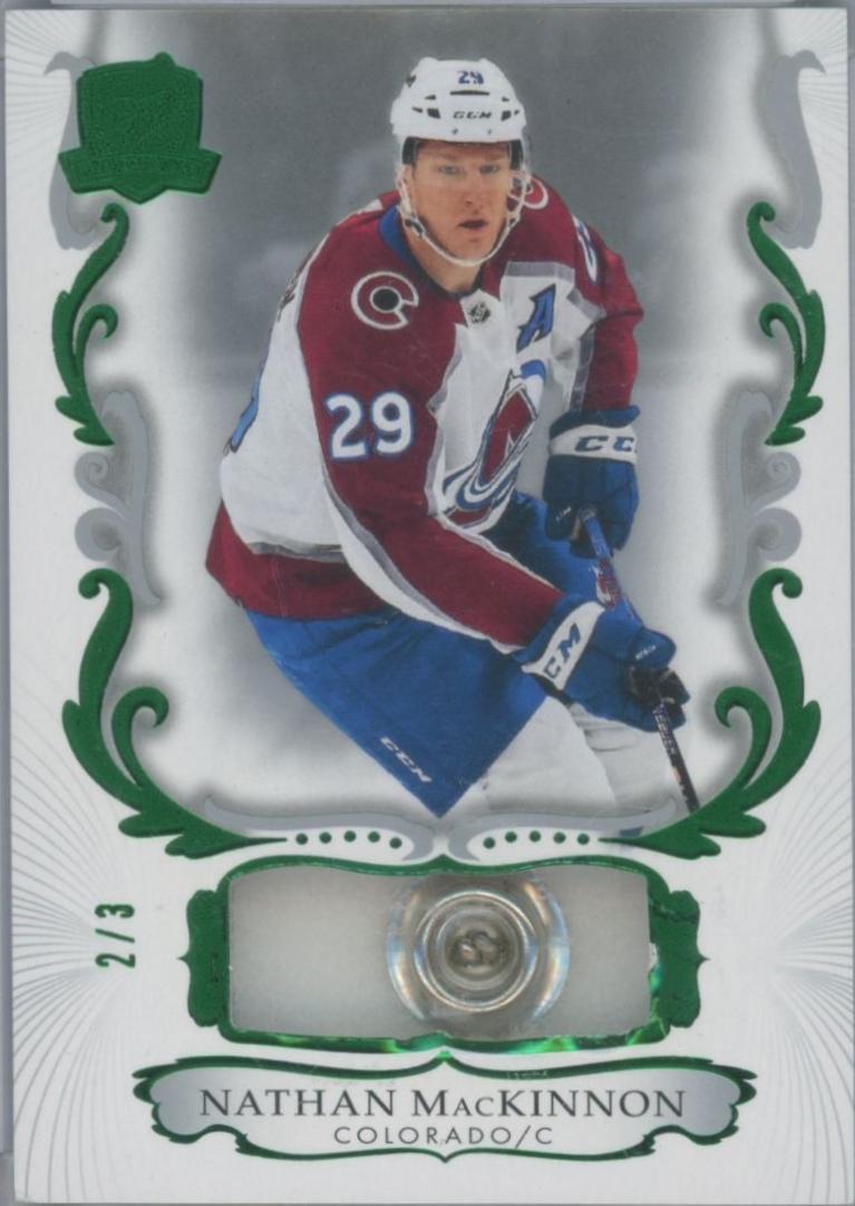 Nathan MacKinnon [Green Foil] #50