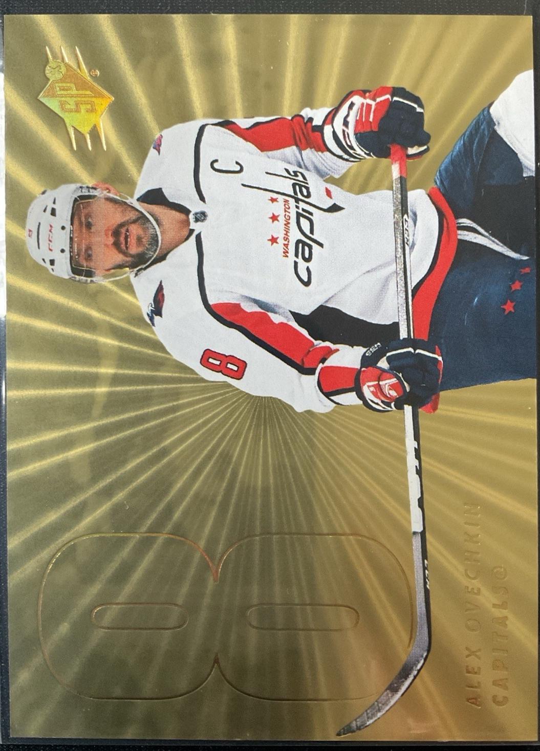 Alex Ovechkin [Gold Spectrum] #8