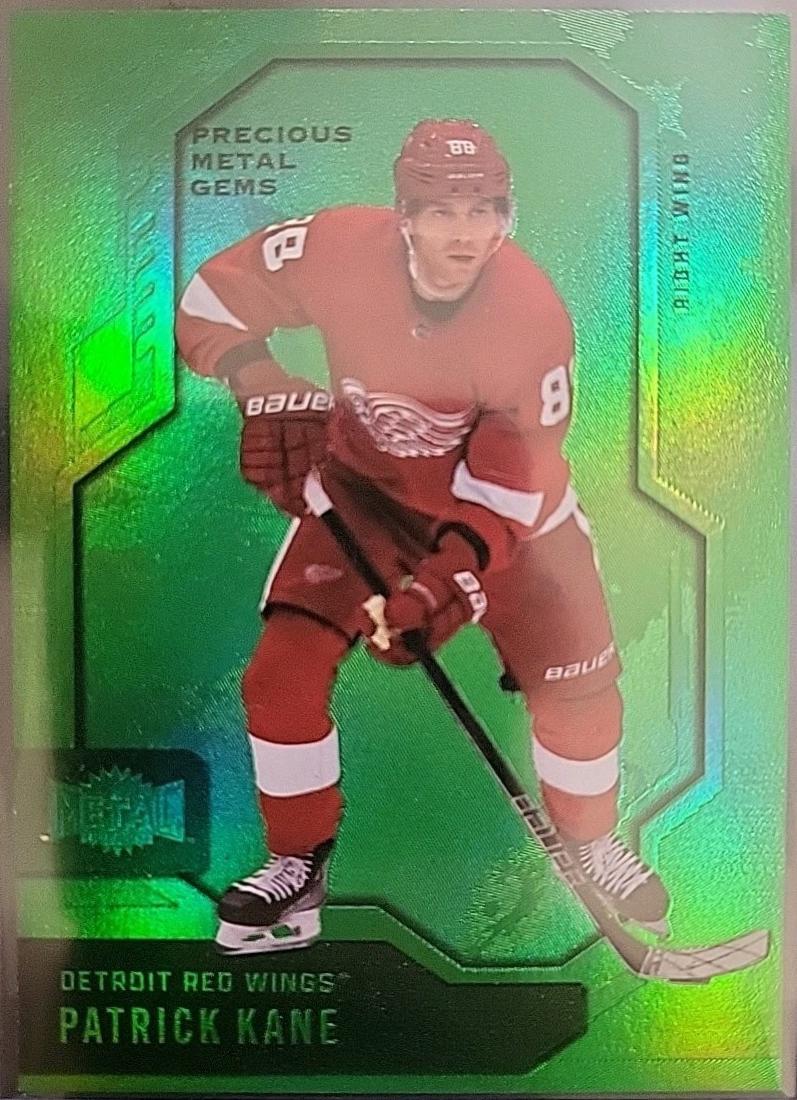 Patrick Kane [Green Precious Metal Gems] #67