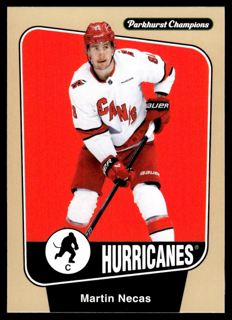 Martin Necas #40