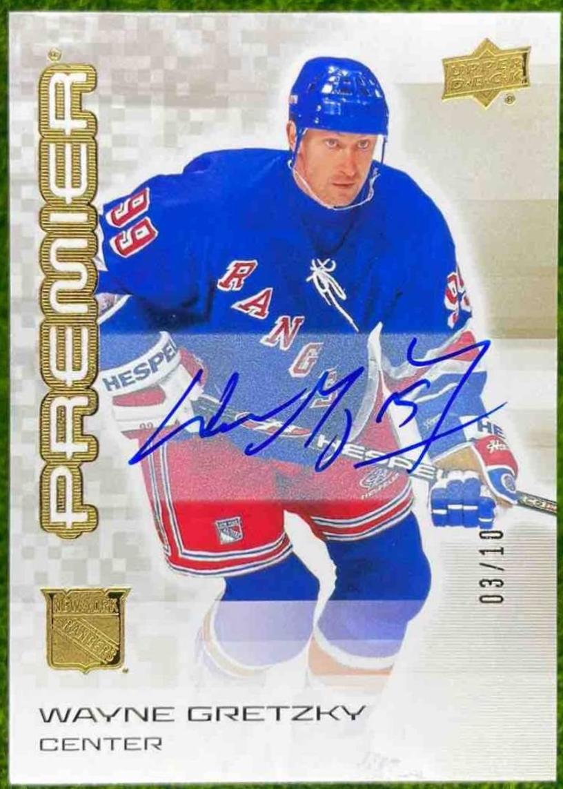 Wayne Gretzky [Gold Autograph] #99