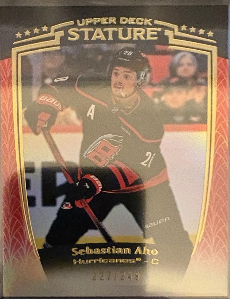 Sebastian Aho [Red] #22
