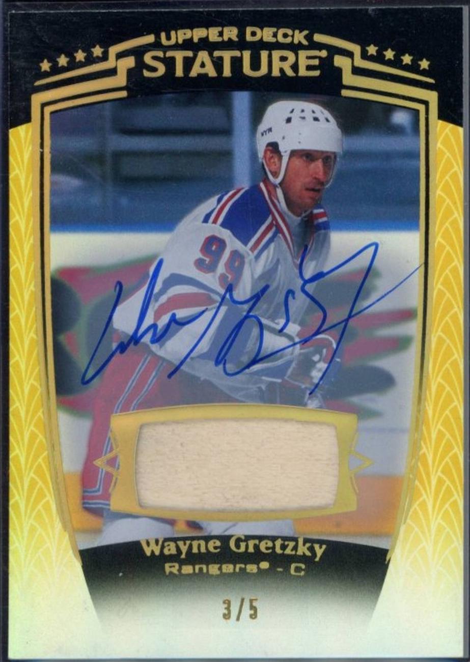 Wayne Gretzky [Gold Autograph Memorabilia] #26