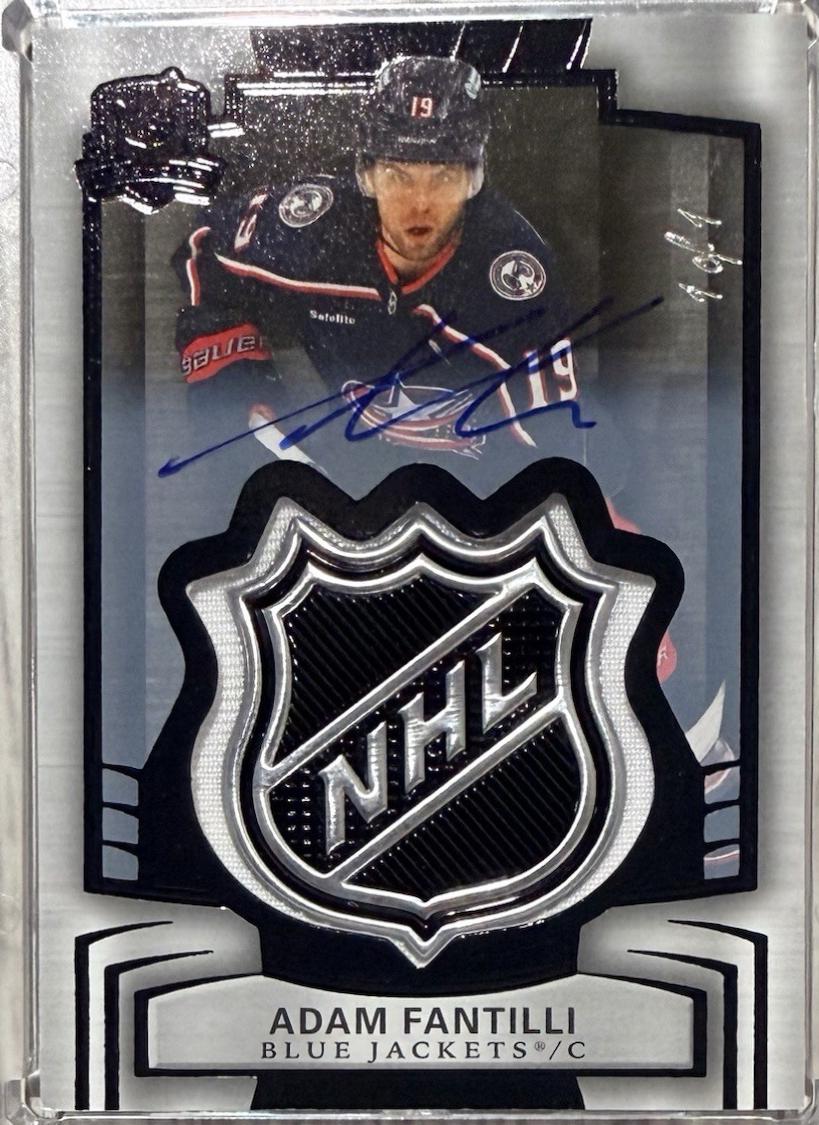Adam Fantilli [Black Shield Gold Foil Autograph Patch] #69
