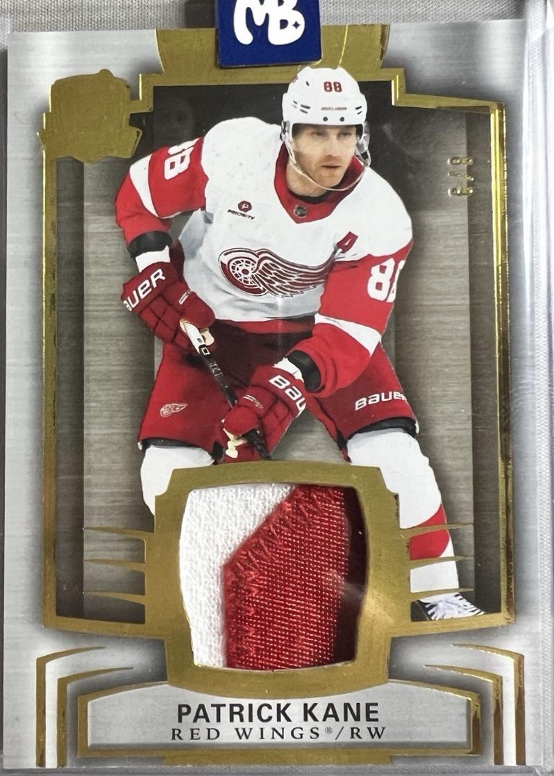 Patrick Kane [Gold Foil Patch] #42