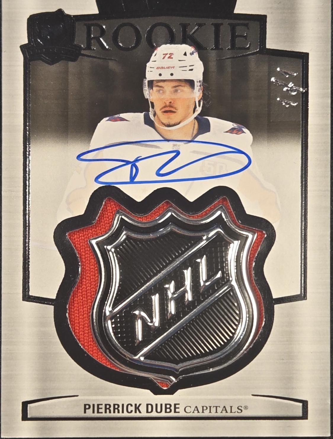 Pierrick Dube [Autograph Black Foil Shield] #116