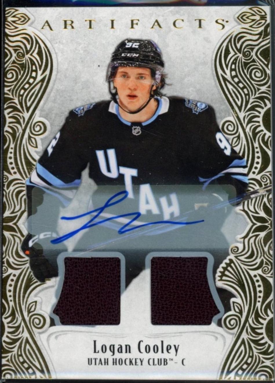 Logan Cooley [Auto Material Gold] #105