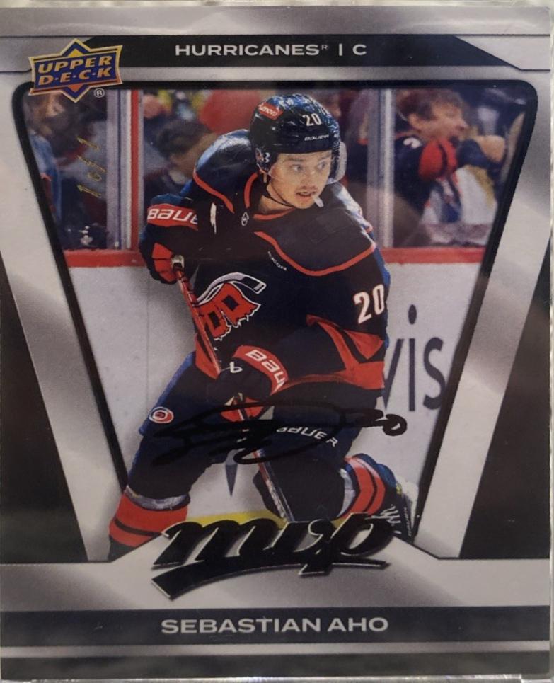 Sebastian Aho [Black Super Script] #198