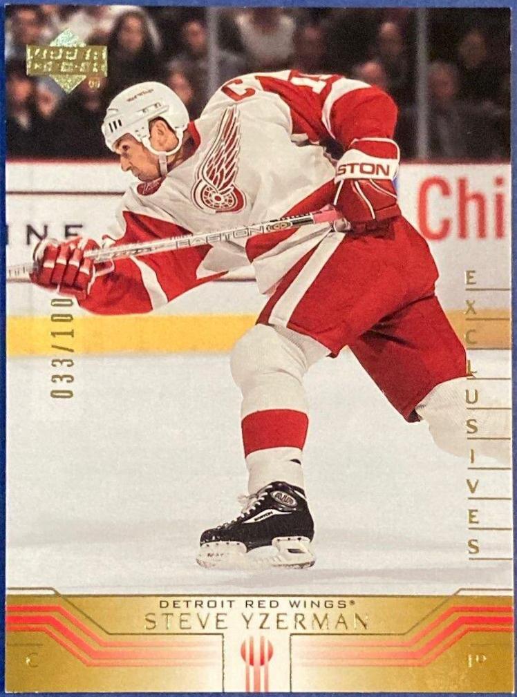 Steve Yzerman [Exclusives] #61