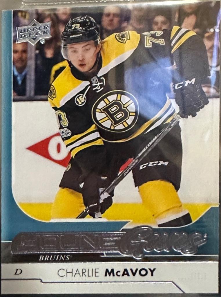 Charlie McAvoy [Gold Rainbow Foil] #242
