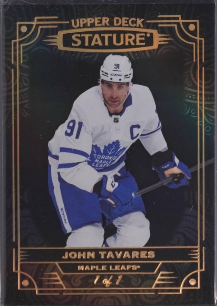 John Tavares [Photo Variant Black] #29