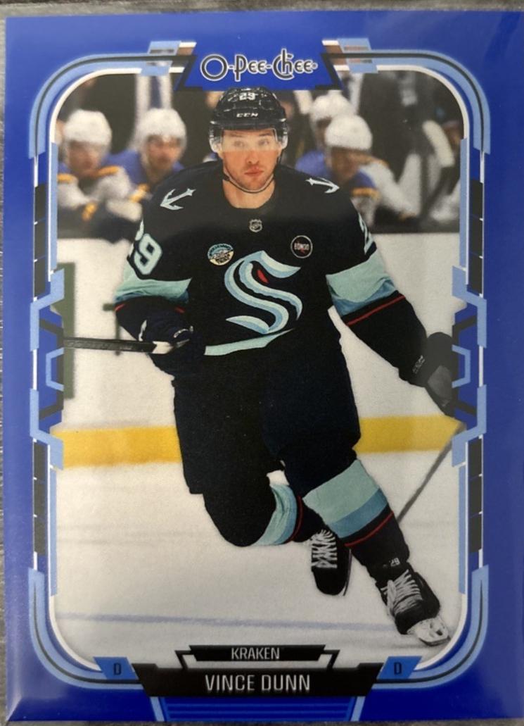 Vince Dunn [Blue Border] #404