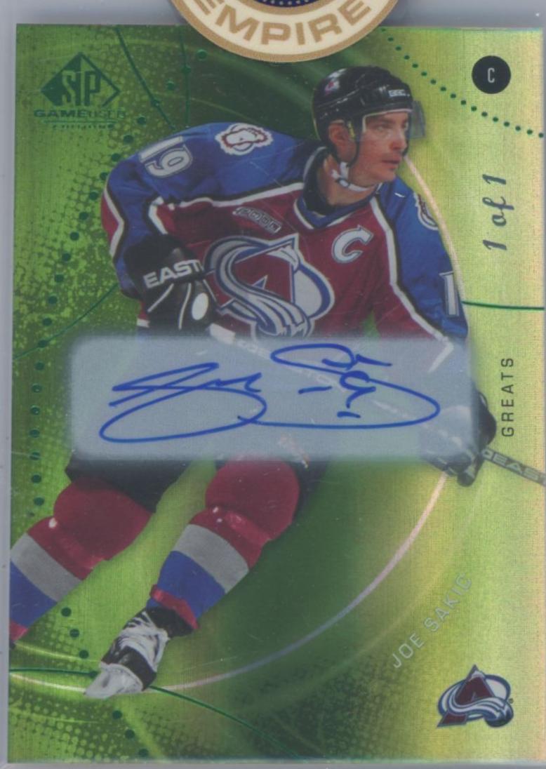 Joe Sakic [Green Autograph] #107